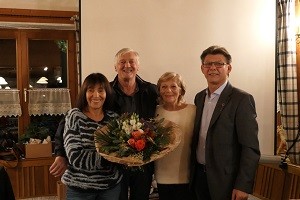 seit dem 1. Tag im Verein 60-jähriges Jubiläum: Erika Heider, Georg Neudecker, Maria Paulowitsch, Helmut Sperr